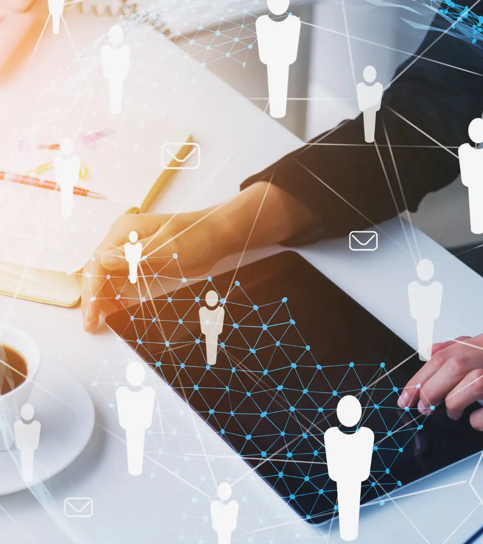 Executive Search Consultants at Agensi Pekerjaan ITH Global Sdn. Bhd. discussing recruitment strategy